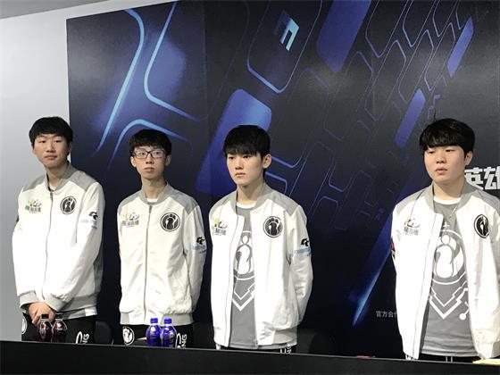 的脆弱表现 的脆弱表现