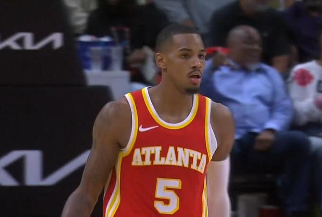 在社交平台 在社交平台